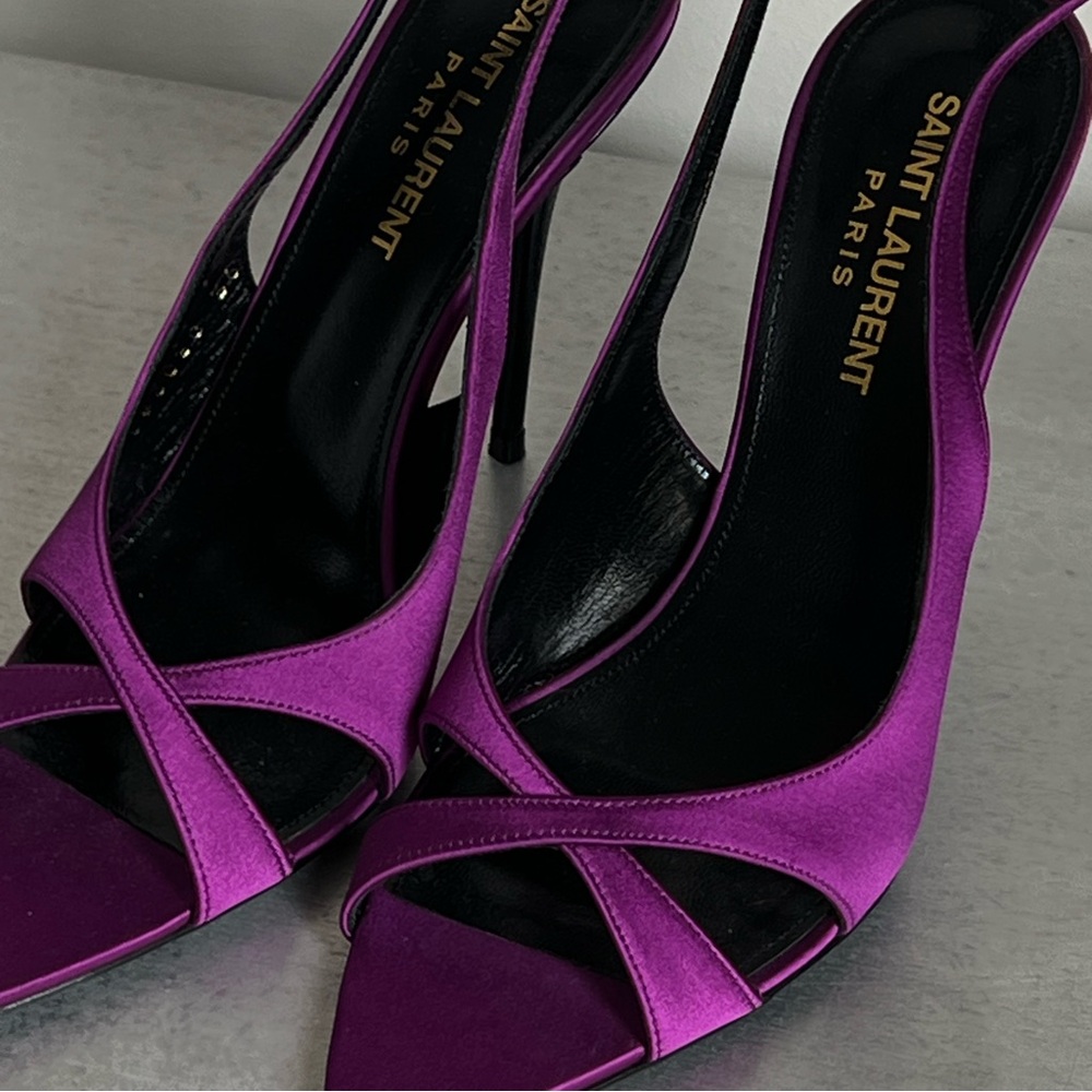 Saint Laurent Purple Satin Ankle Strap
Pointed Toe Heels EU 36 US 6 - Picture 3 of 5